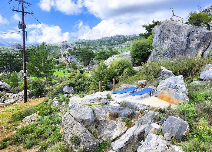 Villa M - Villa With Private Pool And Yard